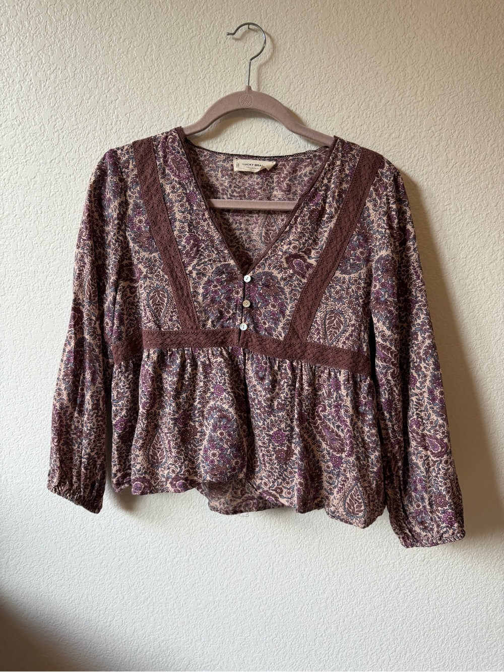 Lucky Brand Boho Printed V-Neck Peasant Top in Mauve